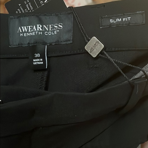 Kenneth Cole - Picture 4 of 6